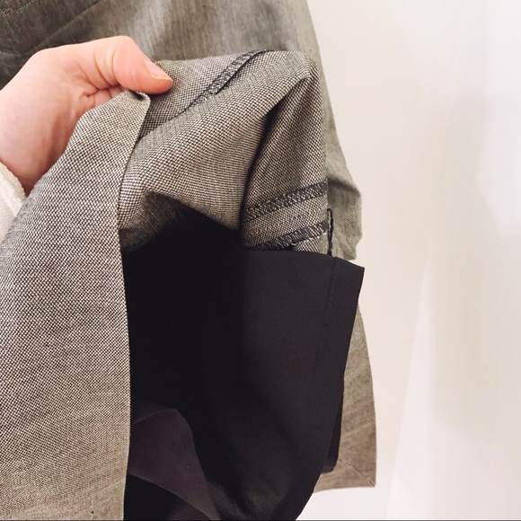 The Limited || Pencil Skirt - Picture 4 of 6